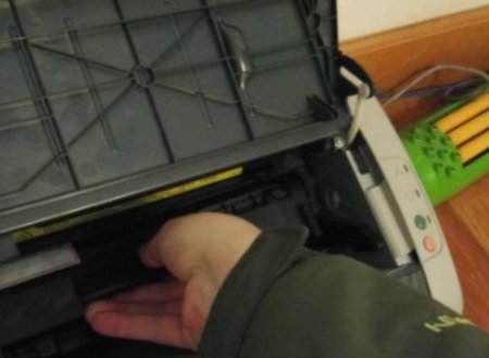 打印机提示toner low怎么办？