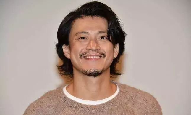 日剧男神小栗旬塌房，他饰演的哪些角色深入你心？