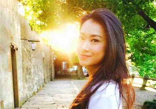 “凡心所向,素履以往”全诗意思