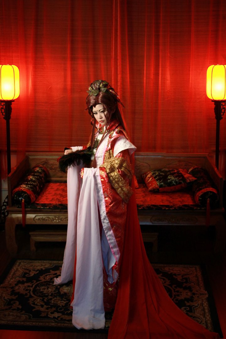 恶骨跟策梦侯之间有什么仇?