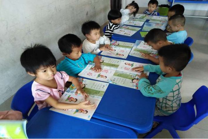 三个和尚的故事内容