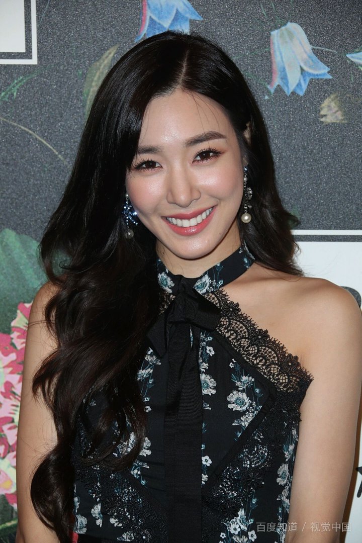 女生为什么戴蝴蝶结？