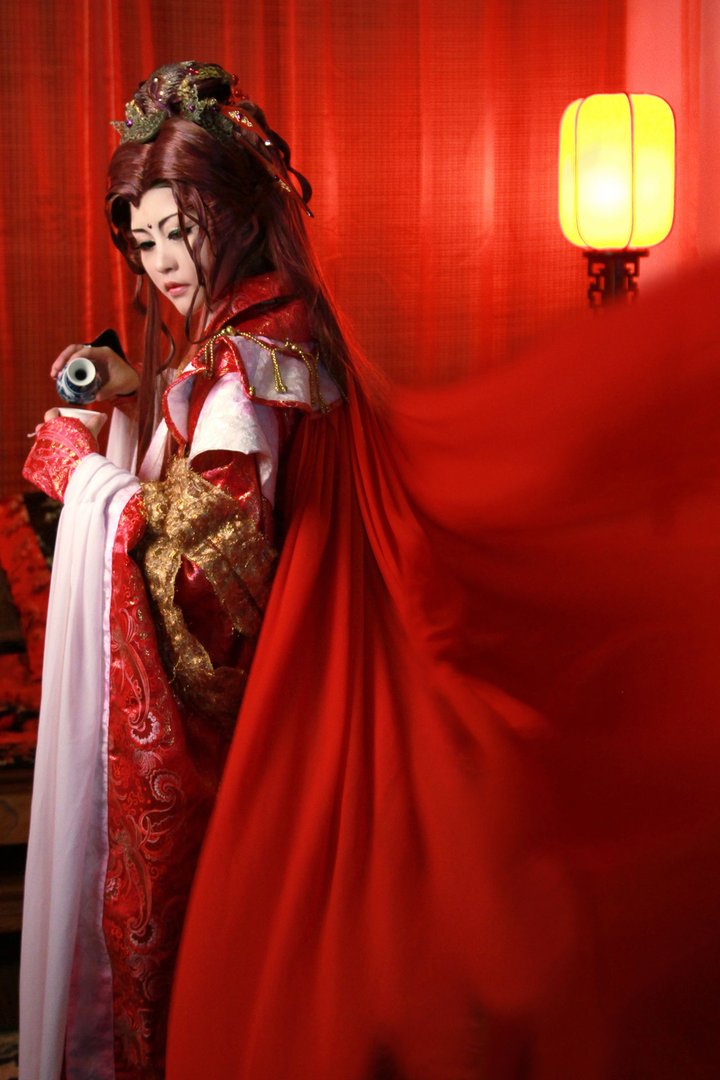 恶骨跟策梦侯之间有什么仇?