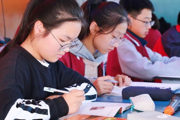 川流不息指哪几个生肖