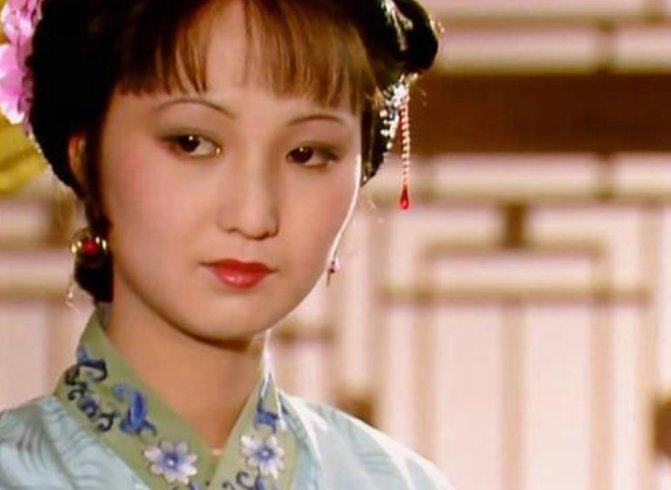 《红楼梦》平儿的结局是什么？