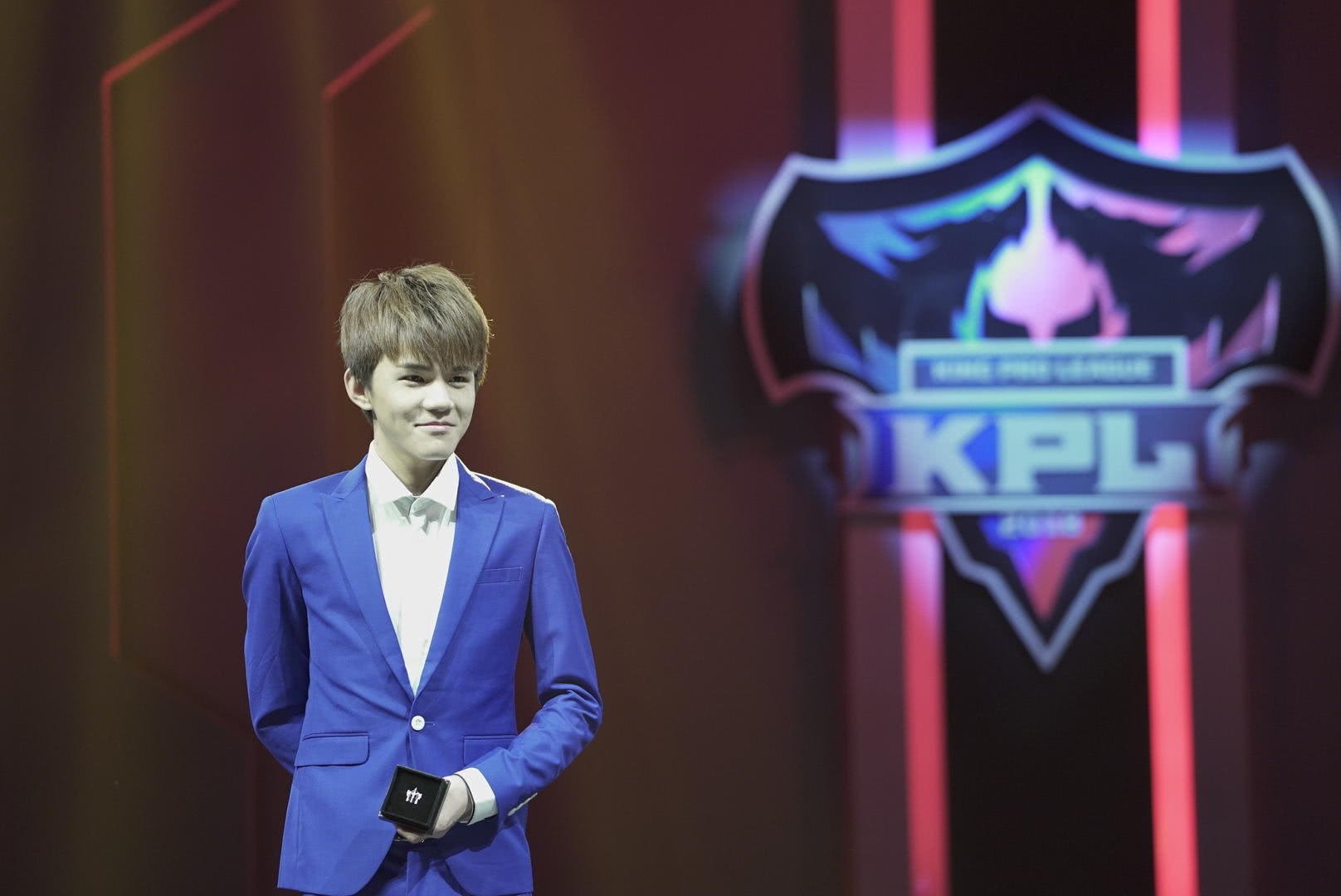 明凯为什么叫诺言