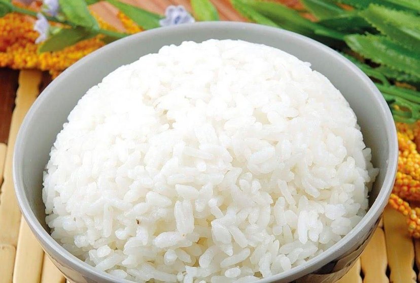 央媒评餐企碰瓷袁老，这个餐企的行为你怎么看？