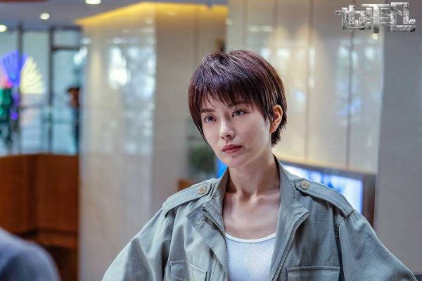 电视剧《也平凡》在哪个平台播？