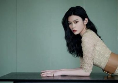 不要拿奚梦瑶和郭晶晶比了，看看嘴毒的港媒咋评价郭晶晶，你怎么看？