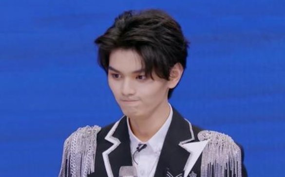 《青春有你3》一公演舞台已上线，哪些舞台让你印象深刻？