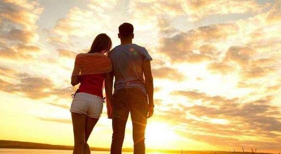 女生在男生面前的哪些表现最加分呢？