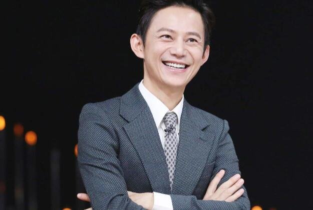 代表建议明星返还金条等贵重应援礼品，明星应接受粉丝贵重应援礼吗？