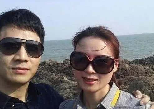 大火烧了将近2个小时,朱小贞被发现的时候,难道没有自救的机会吗?