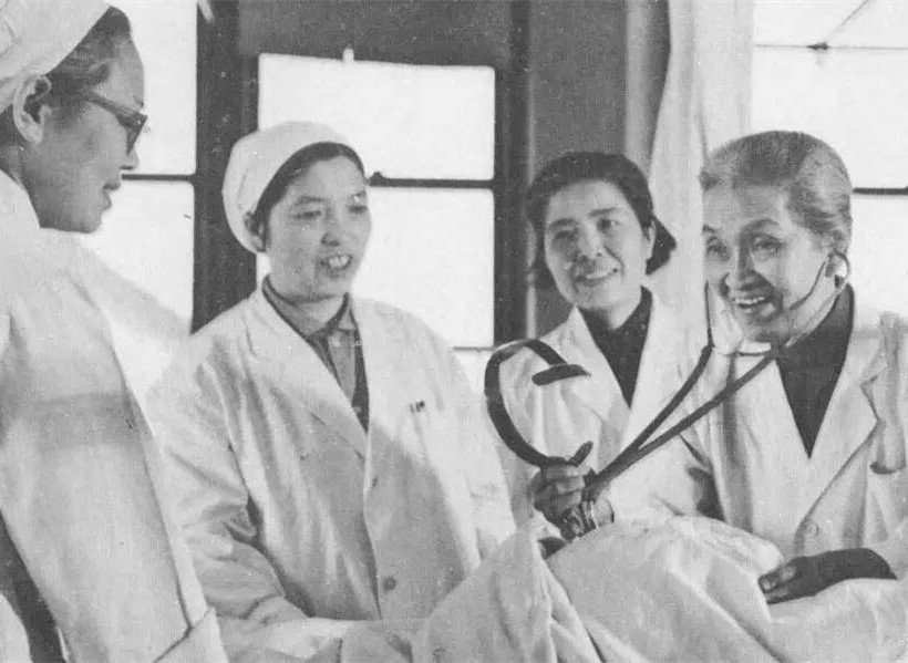 林巧稚是谁,为什么能够接生出袁隆平?