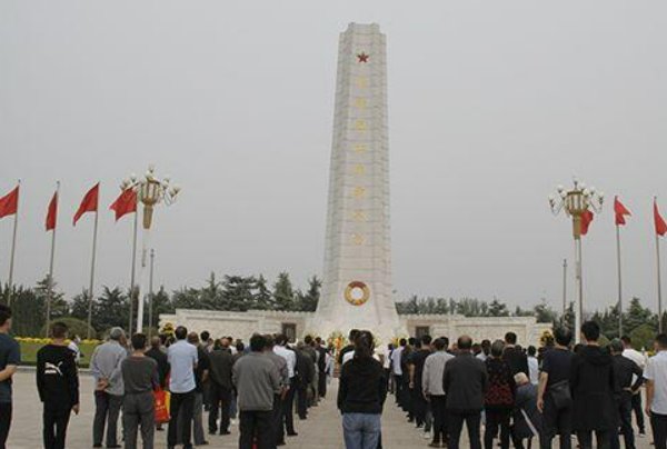 人寿年丰造句和意思