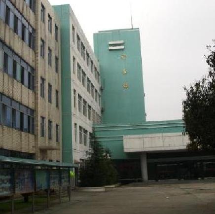 岳阳市岳化一中是省重点中学吗？