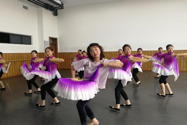 青岛艺术学校怎么样