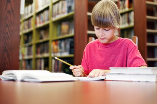 扫完一本书的条形码以后就能显示出这整本书的答案的软件是什么