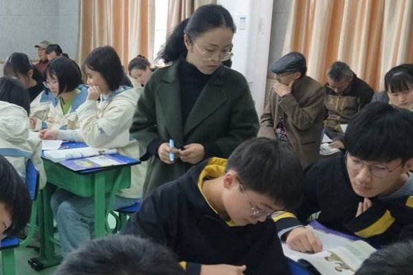 牛顿第三定律的内容