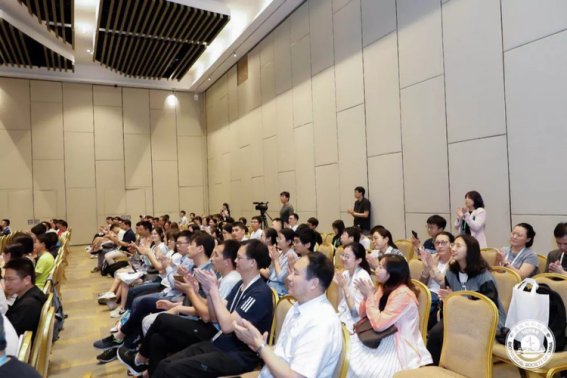 群英荟萃的意思