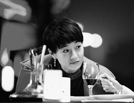 电视《我的前半生》主要讲了什么？