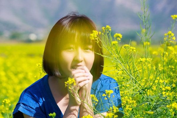 对着镜子练习笑真的有效果吗？