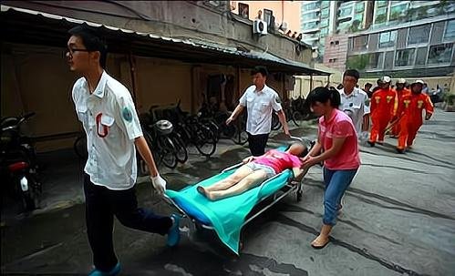 合肥坠楼母亲遗书及生前影像曝光，她到底为何携子自杀？