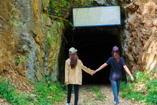 ours用英语怎么读