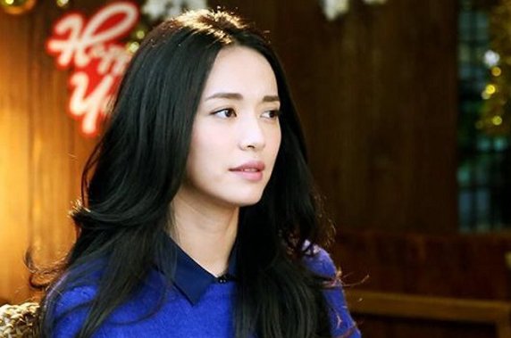 名字两个字的女演员