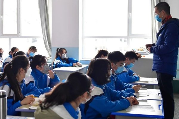 潦草影视福利片