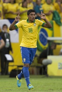 保利尼奥·儒尼奥尔的荣誉