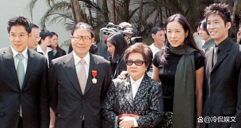 霍启刚如果成为特首,郭晶晶并不是最大的赢家而是他弟弟,为什么呢?