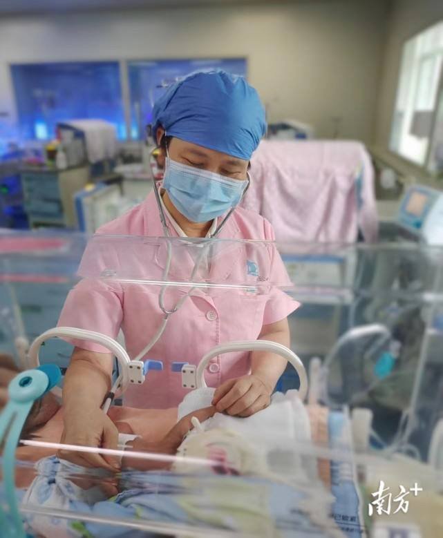 肛门闭锁，出生仅12天的上海女婴获救，产检为什么没有查出来？