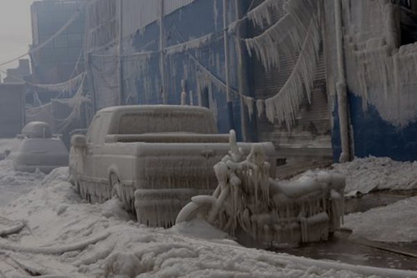 如果气温低至零下100度的话，地球会有什么危害？