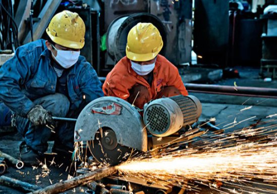 亚速钢铁厂面积有多大