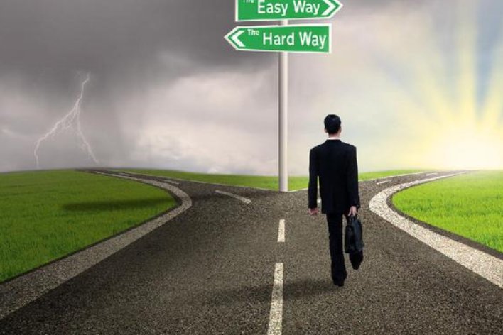 无问西东的四个字含义