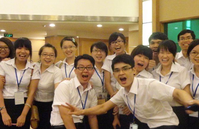 被辞退后把同事删除了，怎样看待离职见人品？