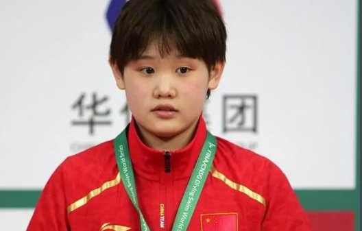 张家齐为什么没有参加2021奥运女单10米跳水？