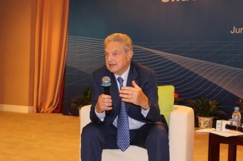 希尔顿酒店第一任经理是谁