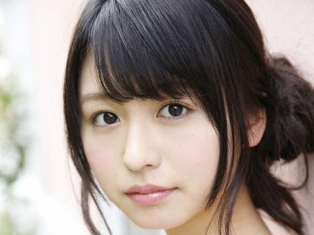 求一个正确的日本人姓名，包括姓，名 ，姓的片假名，名的片假名