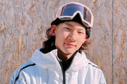 冬奥选手苏翊鸣身高