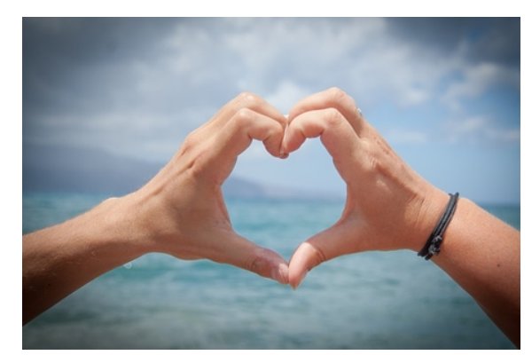 尘埃在爱情里是什么意思？