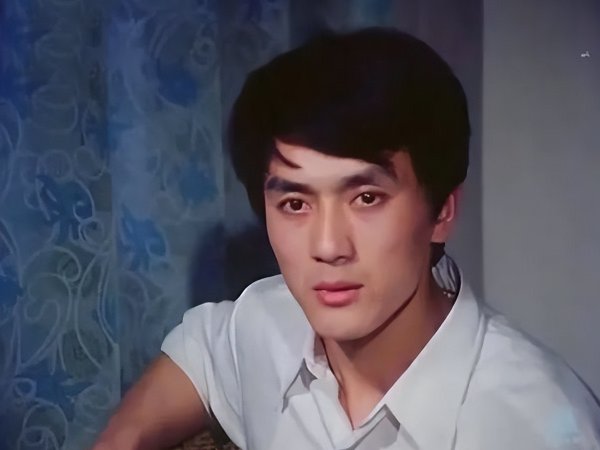 傅艺伟两个儿子