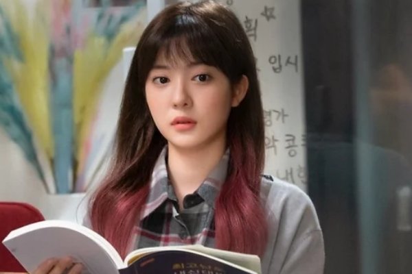 韩剧《顶楼》中，闵雪雅到底是谁杀害的？