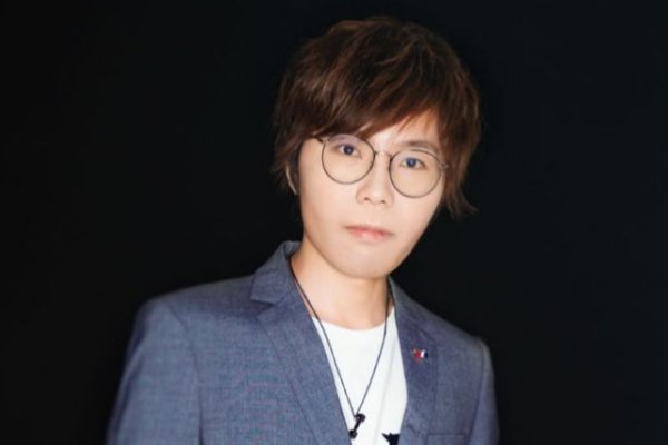 黄锐李飞是情侣吗