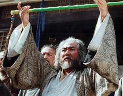 打狗棒是一种怎样的兵器?为何它能成为丐帮帮主的信物?