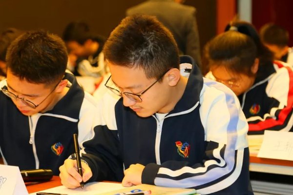 功成不居代表什么生肖