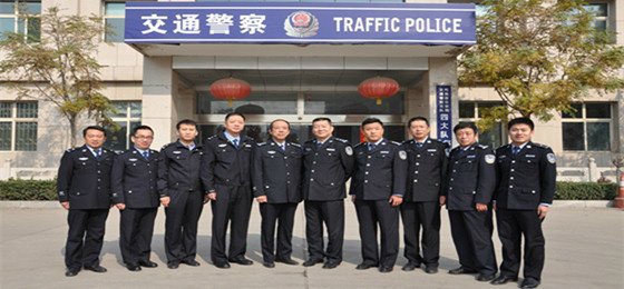 龙泉交警大队什么时候上班