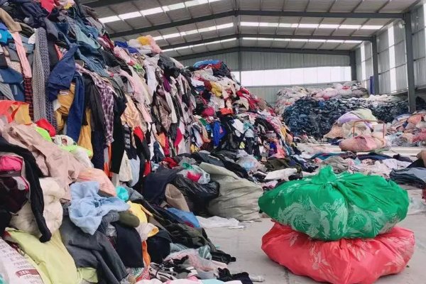 旧衣服回收怎么找销路往哪里卖