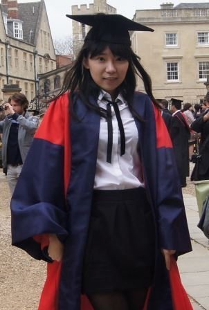 康庭瑜的个人介绍